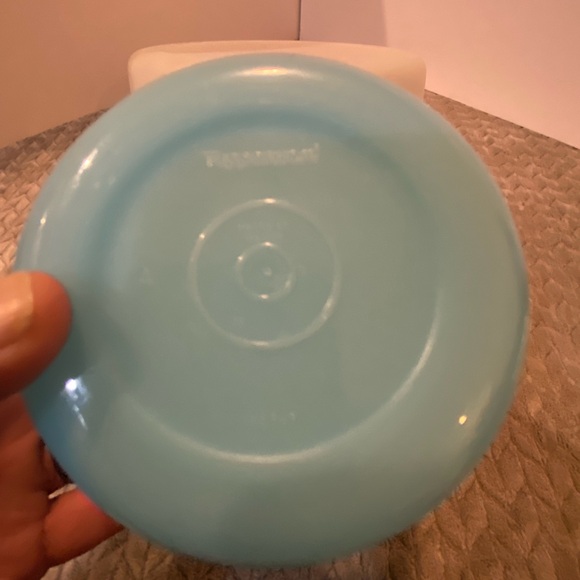 Rare Vintage Tupperware Serving Tray with lid - Picture 5 of 7